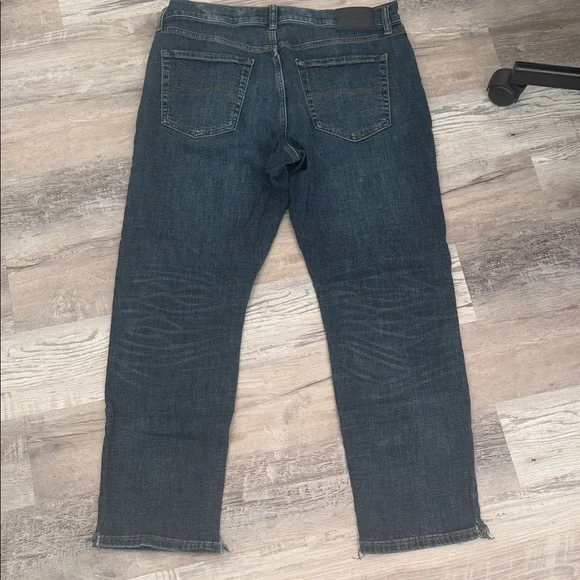Lucky Brand Men's Dark Blue Denim Jeans - Picture 5 of 6